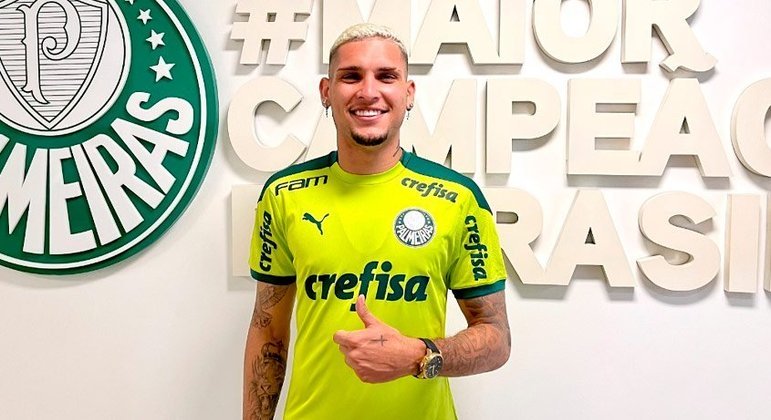 PALMEIRAS - três reforços: Marcelo Lomba - goleiro, Eduard Atuesta - meia e Rafael Navarro - atacante