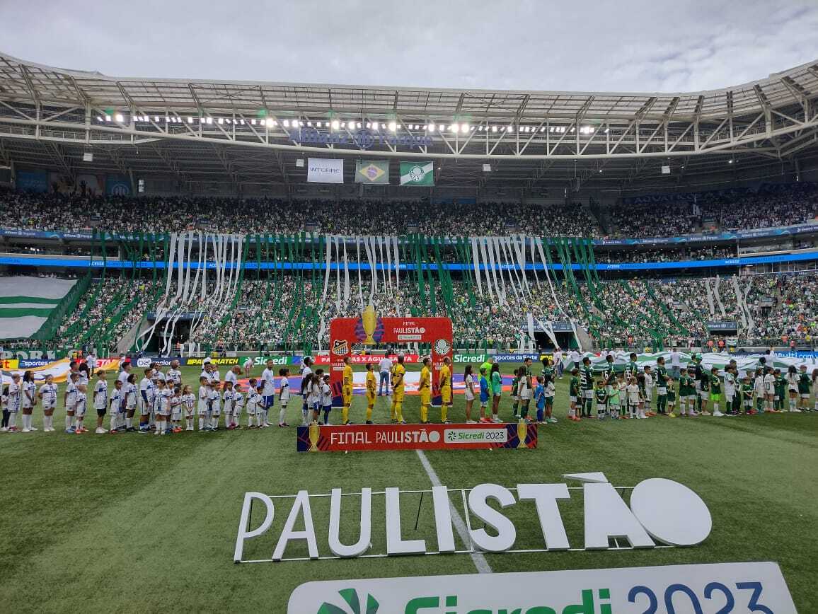 O Palmeiras espera, neste domingo, a quebra do recorde de público presente para um jogo no Allianz Parque