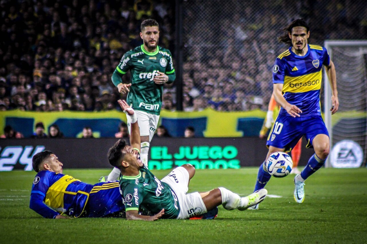 Palmeiras revive trauma nos pênaltis e cai para o Boca Juniors na  Libertadores - Thmais