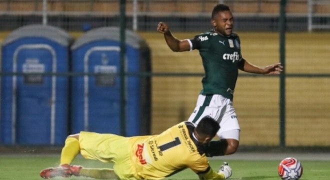 Palmeiras x Bragantino Borja sofre pênalti