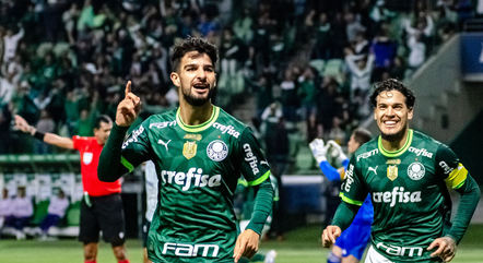 Palmeiras marca no fim e vence Cruzeiro no Brasileirão