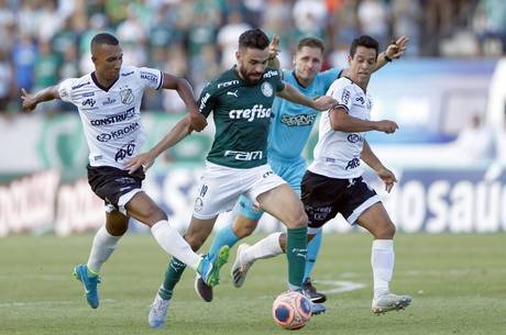 Palmeiras alcança os  19 pontos e a Inter soma 11