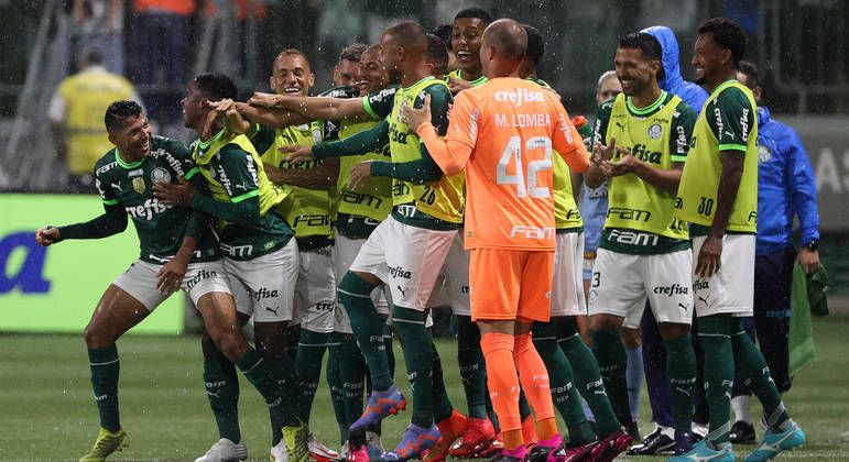 Palmeiras chega às semifinais após vencer o São Bernardo por 1 a 0, com gol de Rony
