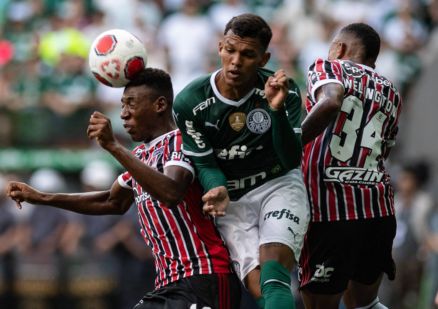 Palmeiras faz valer insistência e Allianz Parque vira trunfo do