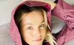 A atriz acumula mais de 860 mil seguidores só no Instagram. A famosa impressiona pelo engajamento no perfil da plataforma