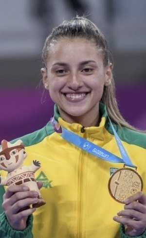 Milena conquistou ouro inédito para o Brasil no Taekwondo
