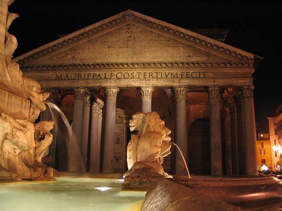 PANTEÃO (Roma) - Com mais de 2 mil anos de história, é uma das principais construções do Império Romano, além de ser considerado o maior domo de pedra da história da arquitetura.