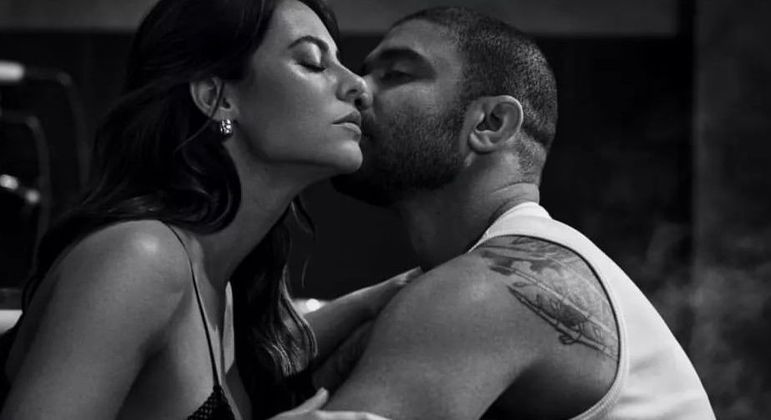 Paolla Oliveira publica foto quente com Diogo Nogueira
