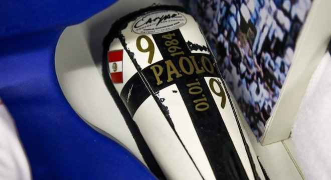 A caneleira personalizada de Paolo Guerrero