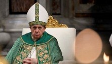 Mais de 40 alunos denunciam jesuíta por abuso sexual em colégio onde papa Francisco lecionou