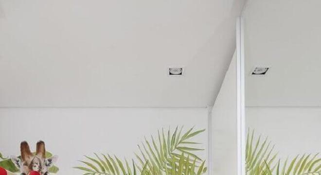 papel de parede infantil para quarto com estampa tropical 