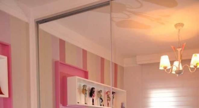 papel de parede listrado para quarto infantil feminino 