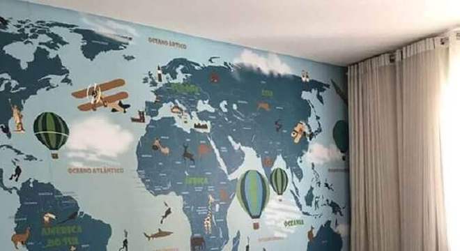 papel de parede para quarto infantil masculino com desenho de mapa