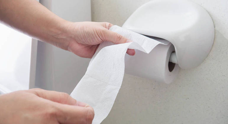 PFAS são usadas no processo de conversão de celulose em papel

