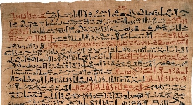 Os Smith Papyri, um antigo texto médico egípcio, já mencionavam o cobre