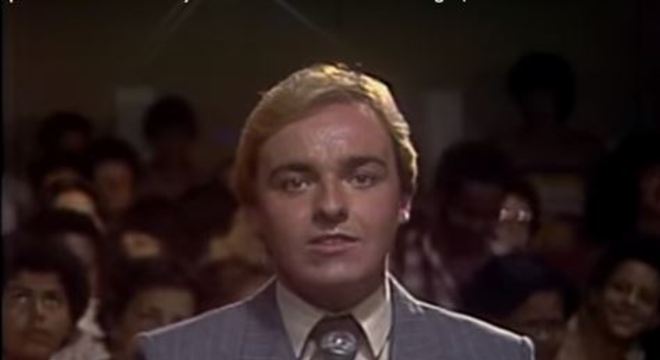 Para homenagear o apresentador, o SBT disponibilizou, em seu canal no YouTube, uma edição do programa de 1983.