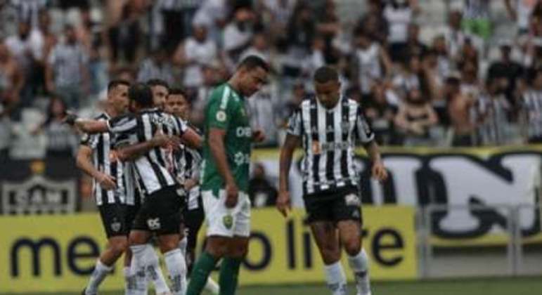Para sorte e felicidade do torcedor alvinegro, o gol contra de Nathan Silva não prejudicou o Galo no resultado final do jogo
