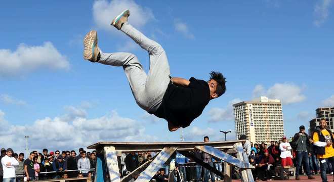 Parkour- Ideologia, origem, manobras e benefícios