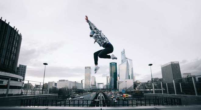 Parkour- Ideologia, origem, manobras e benefícios