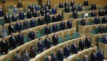 Senado russo aprova envio de soldados em apoio aos separatistas na Ucrânia 