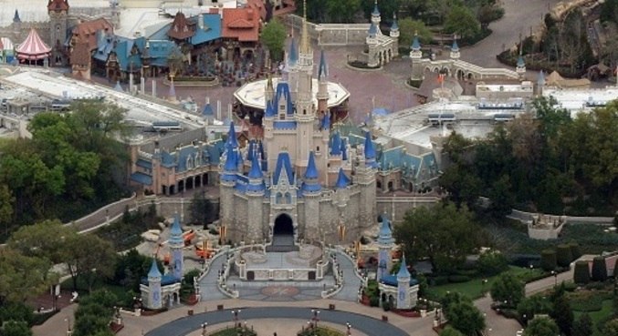 Parque da Disney, em Orlando (EUA), destino com passagens 30% mais em conta