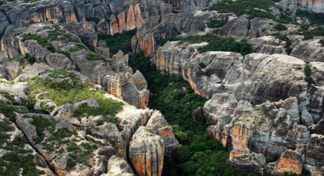 Cravado no sertão piauiense, Parque Nacional da Serra da Capivara tem 130 mil hectares