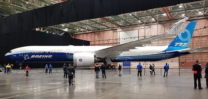 Participantes da Singapore Airshow 2024 poderão entrar em uma cabine de exibição do 777X