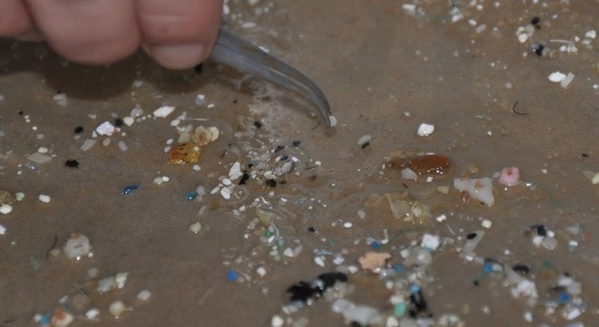 Partículas se acumulam nos oceanos