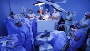 Primeiro bebê a passar por cirurgia intrauterina nasce forte e saudável (Jhonatan Cantarelle/Agência Saúde-DF)
