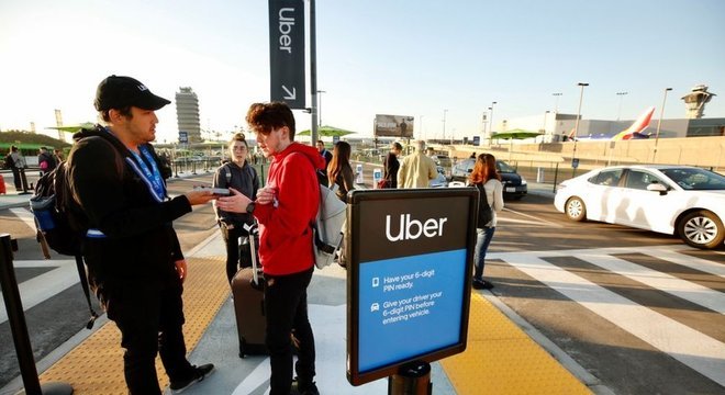 Revolução do Uber foi finalmente ter eliminado o intermediário no mundo do táxi