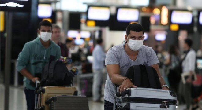 Restrições poderão ser aplicadas à entrada e saída de pessoas do país