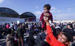 O Egito, que já acolhe cerca de 9milhões de migrantes de países como Sudão, Síria, Iêmen, Líbia, entre outros, e, alémdisso, enfrenta uma crise econômica, reluta em simplesmente abrir a travessia deRafah para centenas de milhares de refugiados adicionais