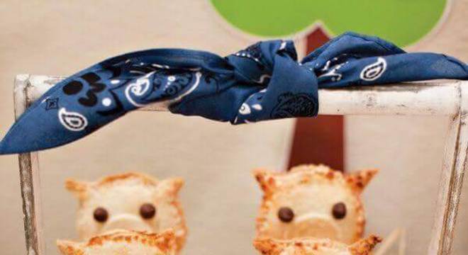 pastel em formato de porquinho para festa infantil fazendinha Foto Pinosy