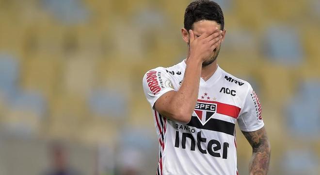 Alexandre Pato percebeu o quanto os dirigentes o querem fora do São Paulo