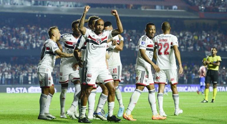 Patrick comemora vitória do São Paulo