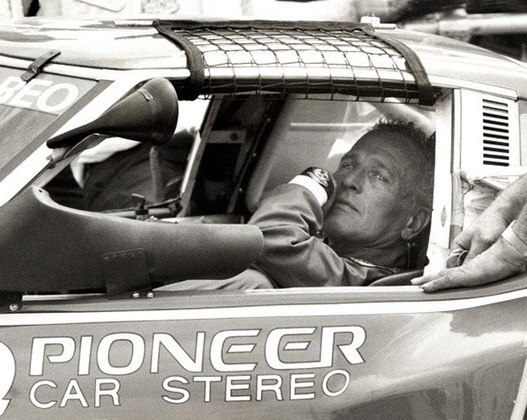 Paul Newman correu até não poder mais. Em 1995, aos 70 anos,  tornou-se o piloto mais velho a disputar uma corrida por time de elite, nas 500 Milhas de Daytona. Em 2006, aos 81 anos, alinhou no grid pela última vez nas 24 Horas de Daytona, 2 anos antes de sua morte.