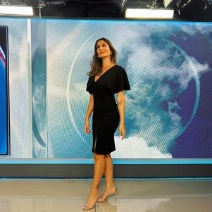 Paula Nobre, apresentadora da TV Jovem Pan