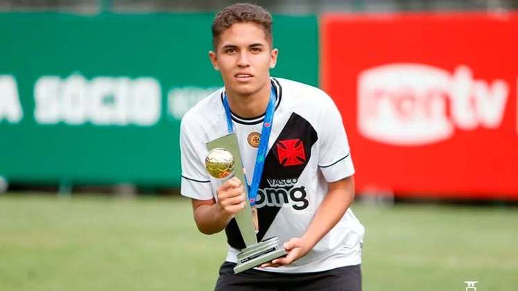 Paulinho, 17 anos - lateral direito - Vasco