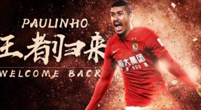 Paulinho - Deixou o Barcelona e voltou ao Guangzhou Evergrande