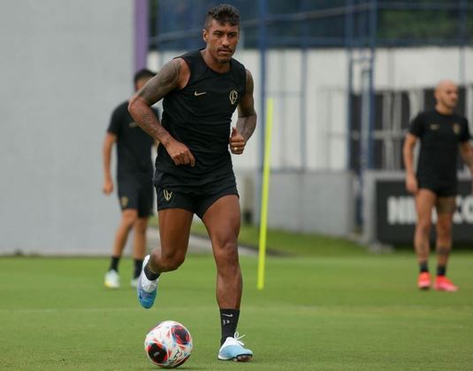 Paulinho deve ser titular no Corinthians diante do Santo André