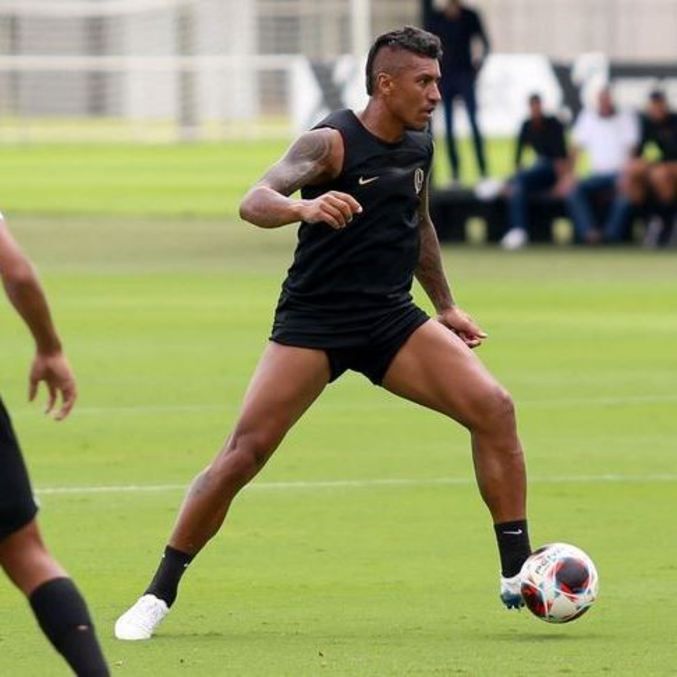 Paulinho voltou a jogar depois de nove meses
