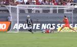 O gol de Artur, camisa 7 do Bragantino,interrompeu a conversa dos apresentadores. A comemoração de Bola foi para lá deinusitada: 'Demorou para sair esse gol'. Alguém concorda com ele?
