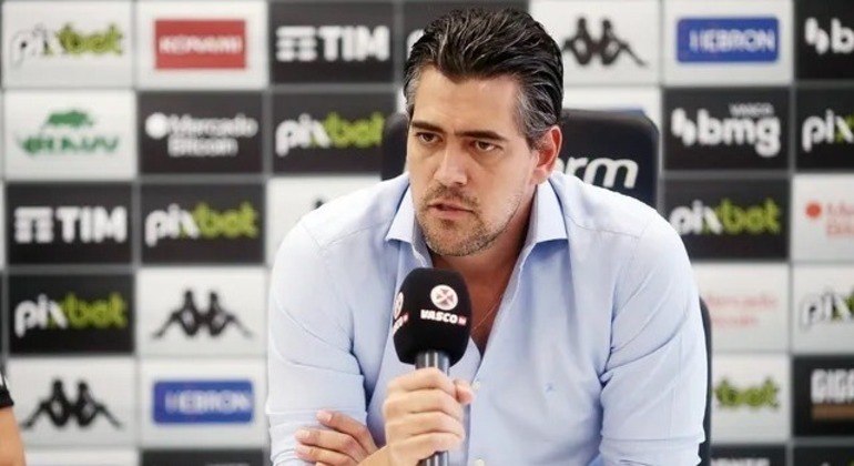 Paulo Bracks, diretor de futebol do Vasco