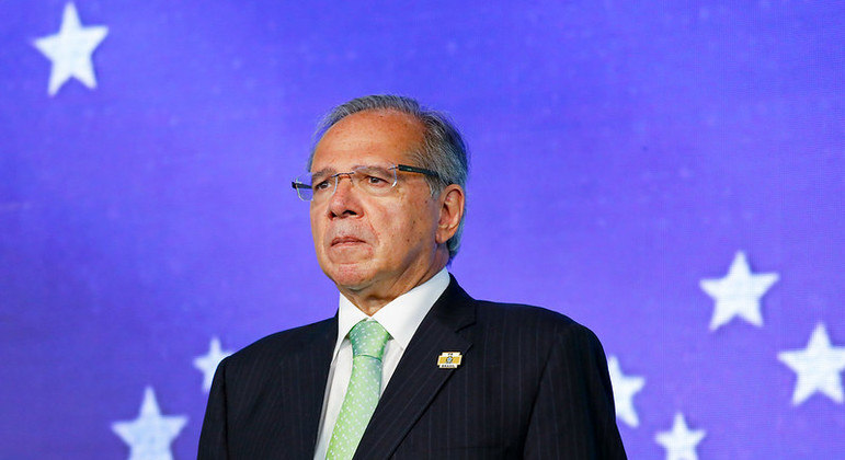 O ministro Paulo Guedes (Economia)