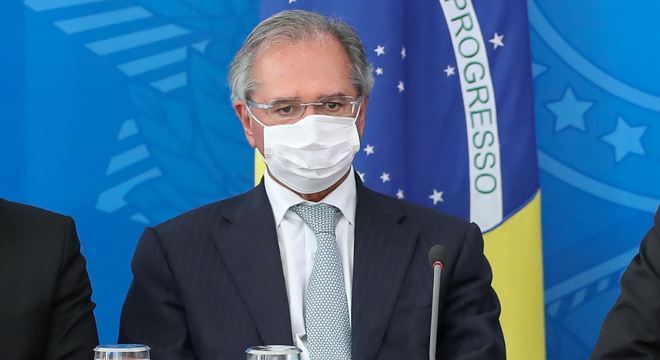 Ministro Paulo Guedes estima que país voltará a crescer em cinco meses