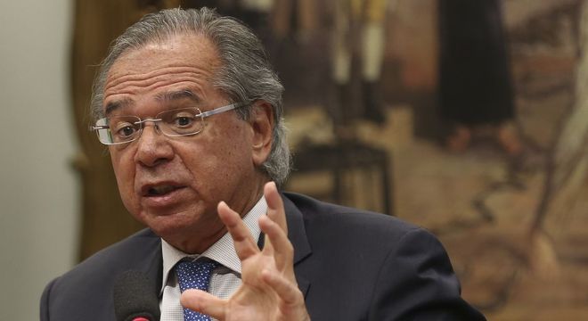 Guedes disse estar confiante em atingir meio termo com Congresso 