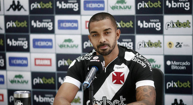 Paulo Henrique foi apresentado no Vasco