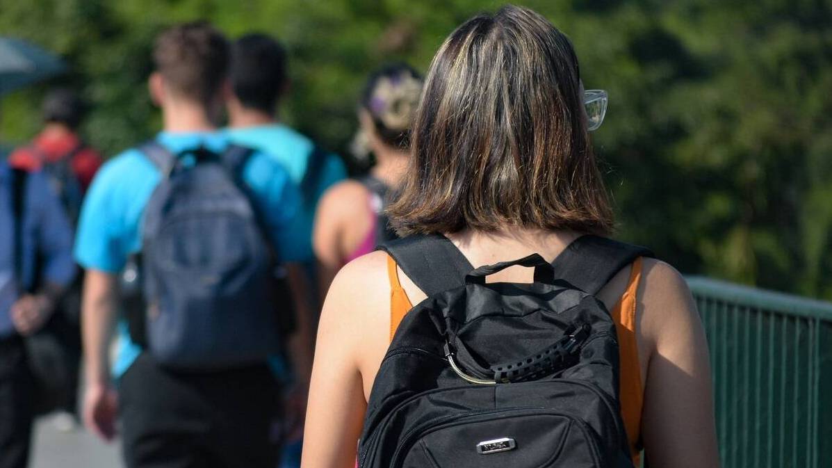 Inseguran&ccedil;a no Brasil faz 8 a cada 10 mulheres evitarem sair &agrave; noite ou  passar por locais desertos - Not&iacute;cias - R7 Cidades