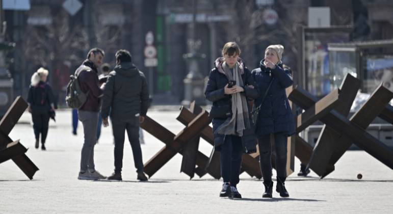 As visitas foram possíveis após as autoridades russas decidirem recuar da região de Kiev, no norte da Ucrânia, e concentrar as Forças Armadas no leste do país, nas regiões separatistas de Donetsk e Lugansk