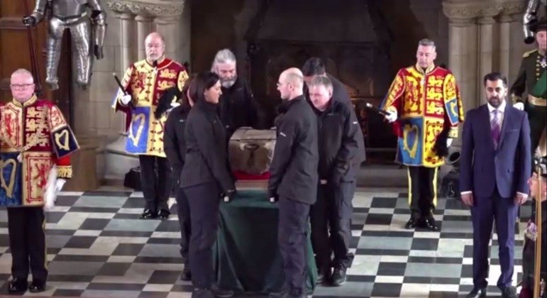 'Pedra do Destino' começou a ser transportada até a Abadia de Westminster